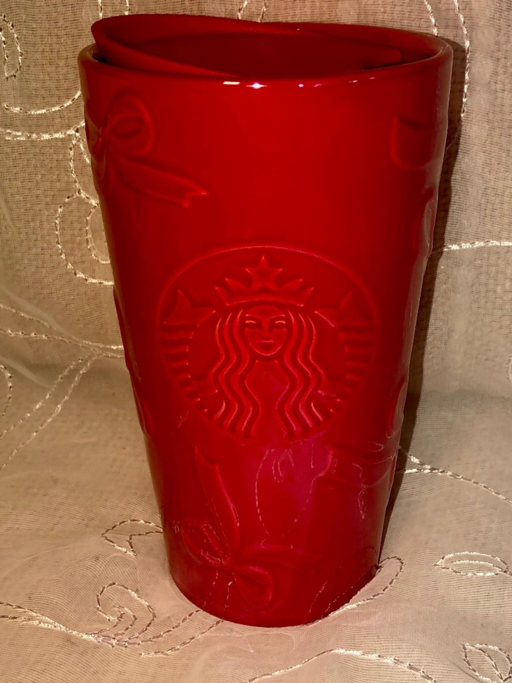 Starbucks Festive Bows ceramic tumbler 12 oz